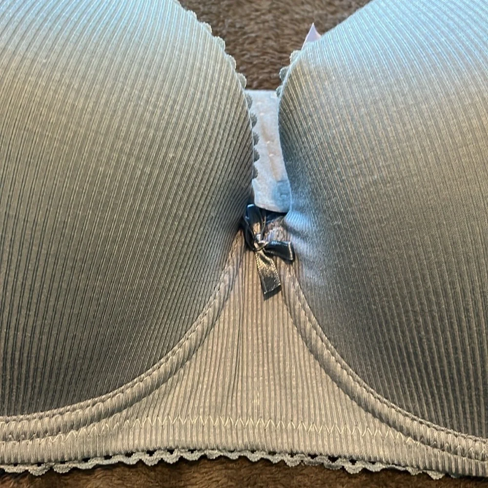 2 pack padded bras.